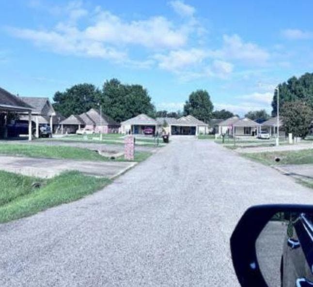 2nd image of 107 Mulligan Way