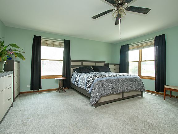 4th image of 1436 Scoville Ave