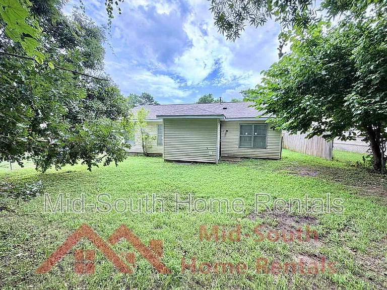 1270 Chickamauga Ave — Photo 23
