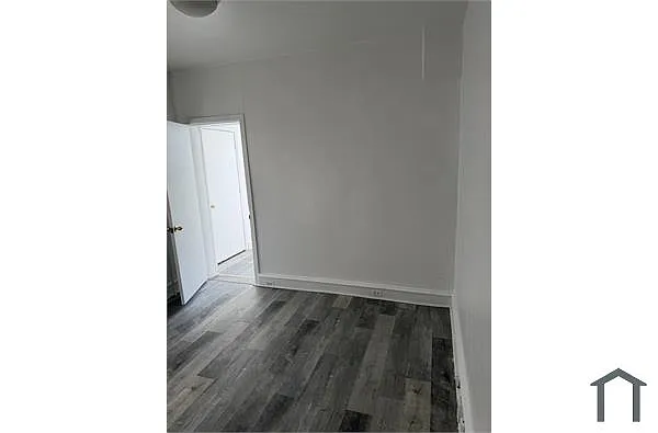 Building Photo - 646 E Allegheny Ave #1