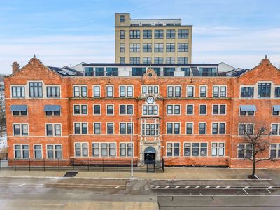 6533 E Jefferson Ave #226T, Detroit, MI, 48207