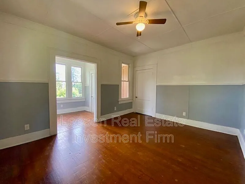 2 bed, 1.0 bath, 1200 sqft, $685 — Photo 4