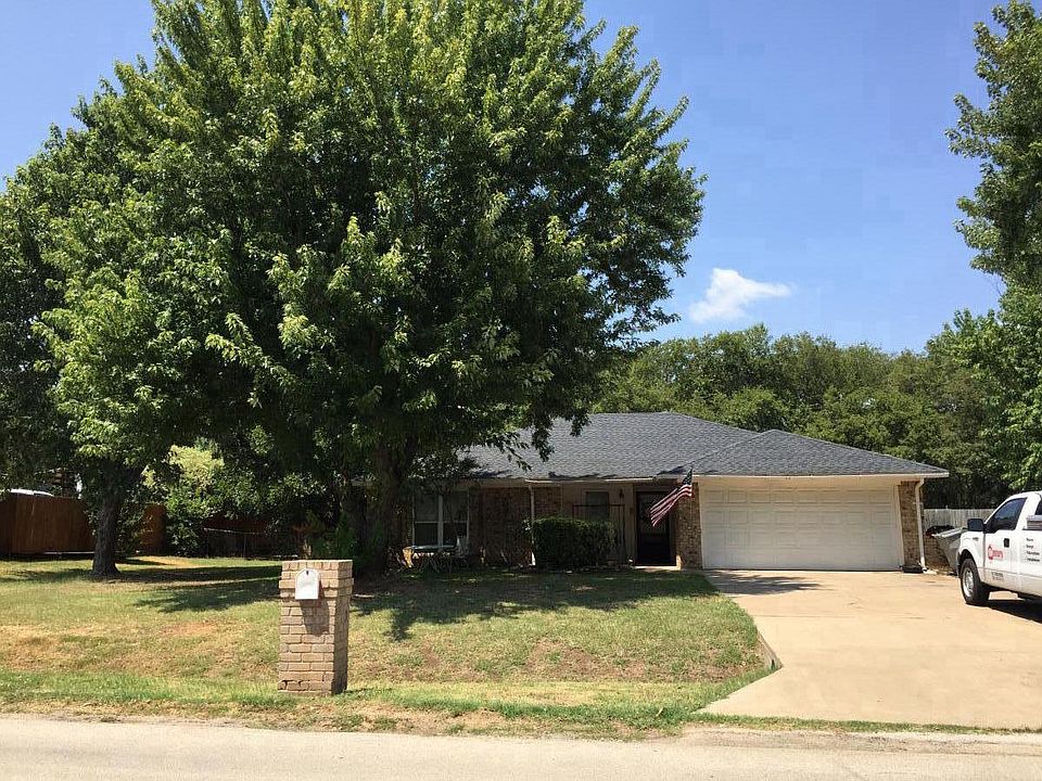 1st image of 263 Country Meadow Dr