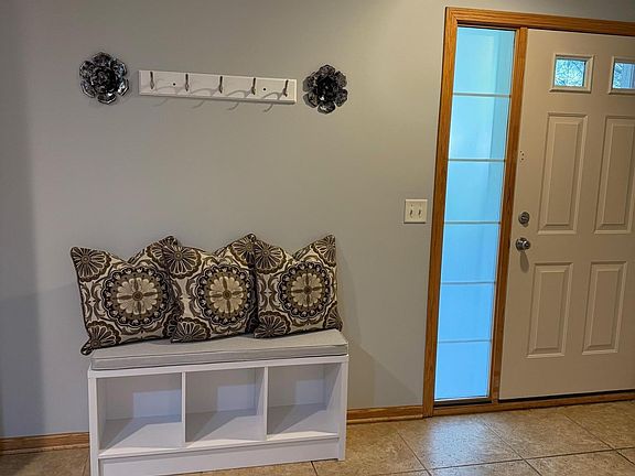 3rd image of 2054 Shryer Ct E