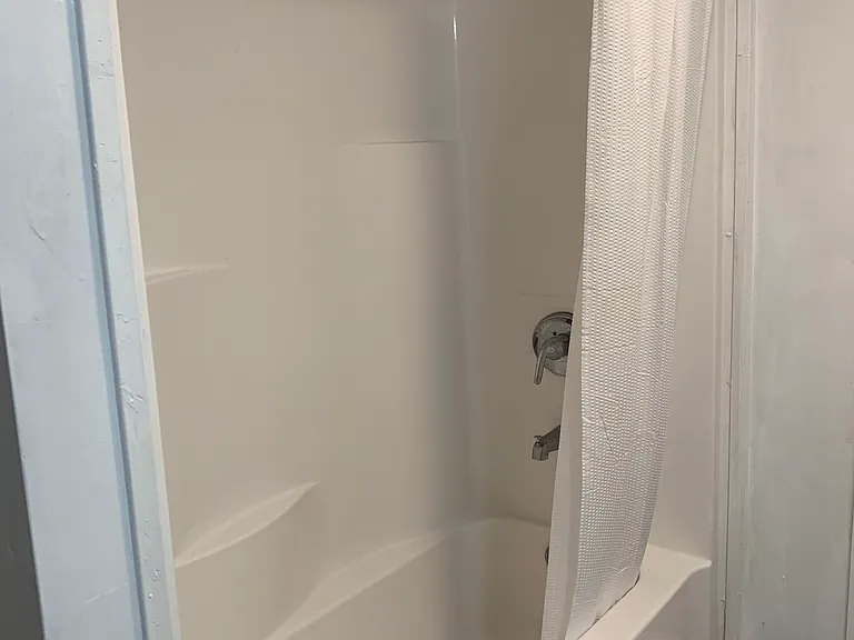 4524 Willowbrook Blvd — Photo 5