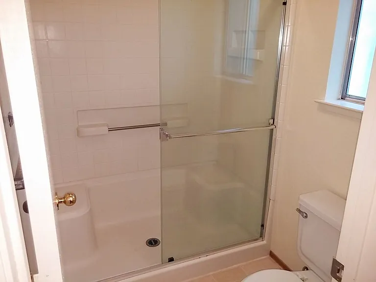 604 Alamine Dr — Photo 17