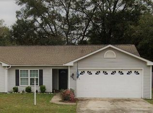 6051 Savannah Dr, Milton, FL 32570