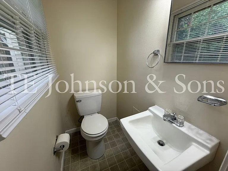 4218 S Jasmin Ct — Photo 37