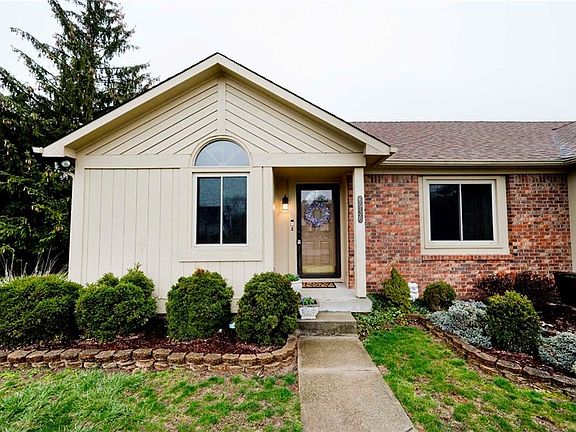2nd image of 6936 Deerbrook Ct