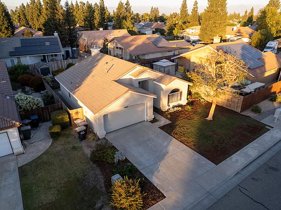 2nd image of 1434 E Dorothea Avenue