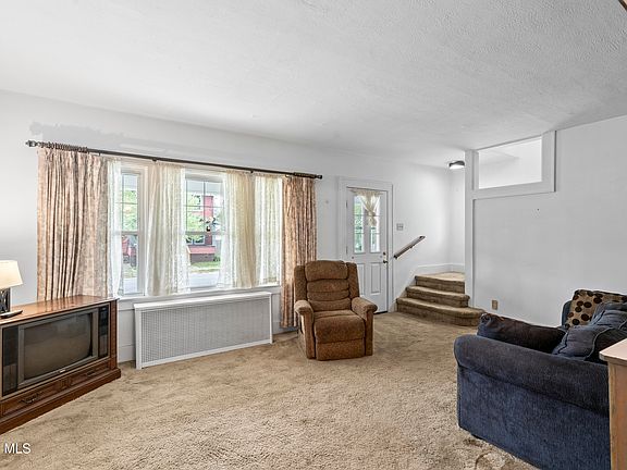 3rd image of 147 Bruce Street