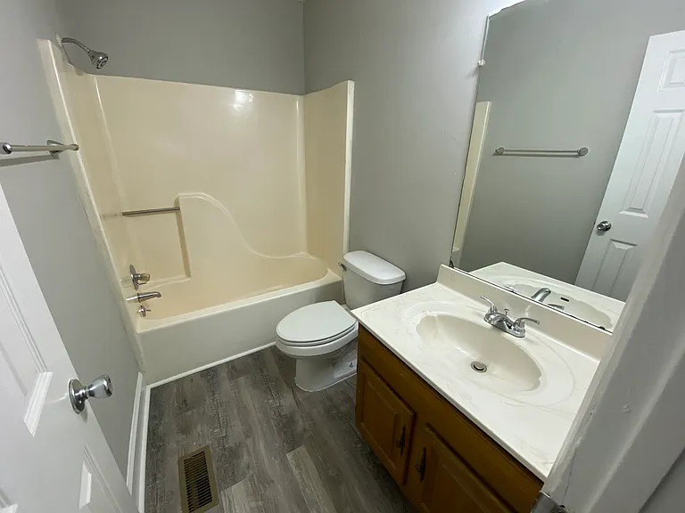 595 Macon Hwy #10 — Photo 9