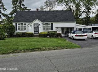 1824 Devendorf Rd, Schenectady, NY 12303