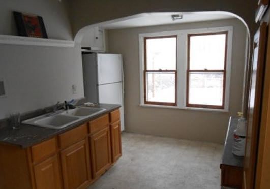 5th image of 1757 Ames Ave