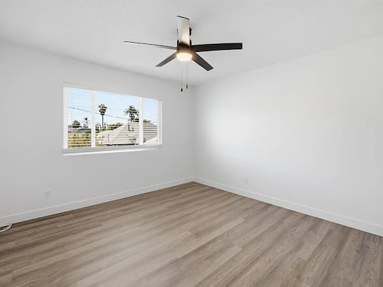 790 Coronado Ave — Photo 26