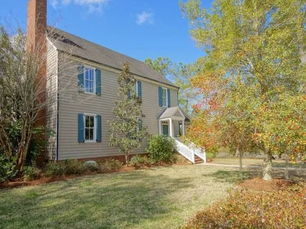 545 Chimney Bluff Dr, Mount Pleasant, SC 29464