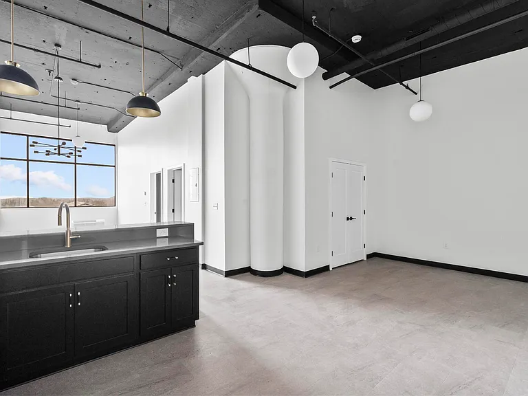 480 Myrtle Street — Photo 7