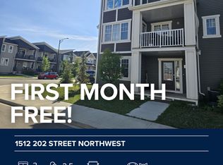 1512 202nd St NW, Edmonton, AB T6M 1L5