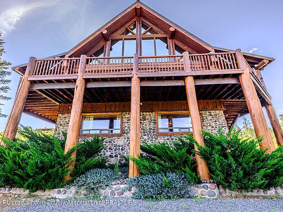 3rd image of 136 Deer Valley Dr