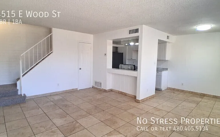 4515 E Wood St — Photo 2