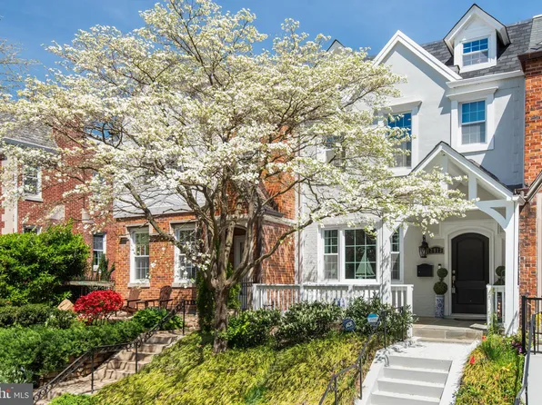 2913 28th St NW, Washington, DC 20008