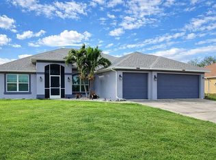 1426 NE 5th Pl, Cape Coral, FL 33909