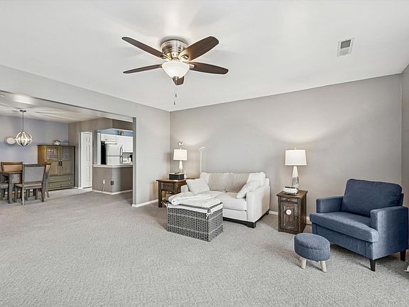 3rd image of 400 Sturdy Rd #8-A