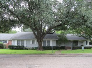 1906 White St, Clifton, TX 76634