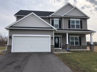 2 Flinton Run, Churchville, NY 14428