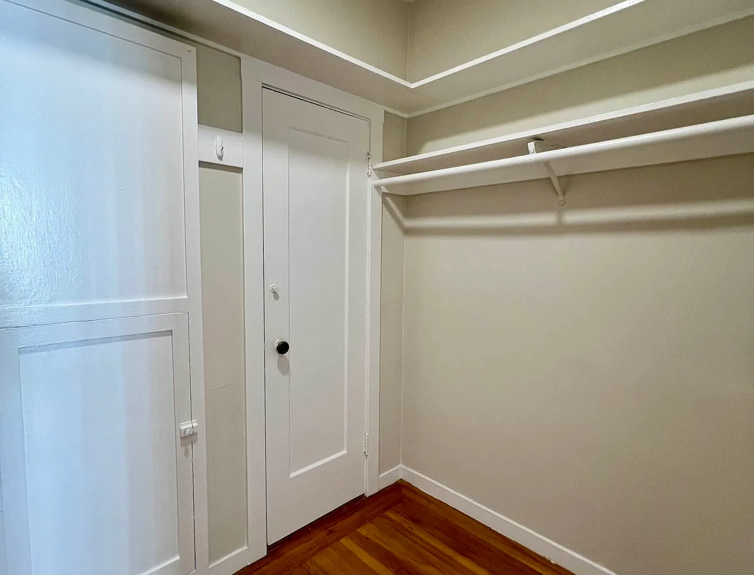 Studio, $3,600 — Photo 4