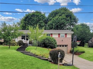 337 Jenny Lynn Dr, Coraopolis, PA 15108
