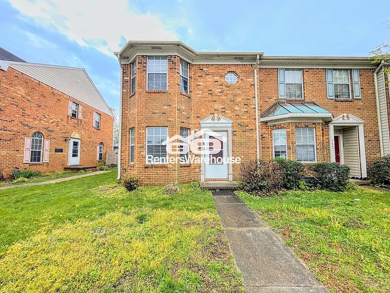 5623 Rivermill Cir — Photo 1