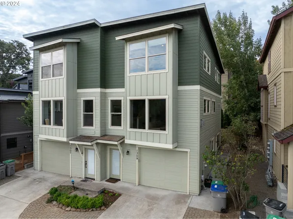 1309 Lincoln St, Hood River, OR 97031