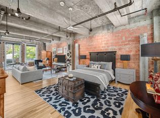 204 Travis St APT 2C, Houston, TX 77002