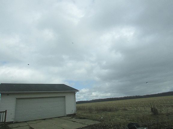 4th image of 6077 Hibbard Rd