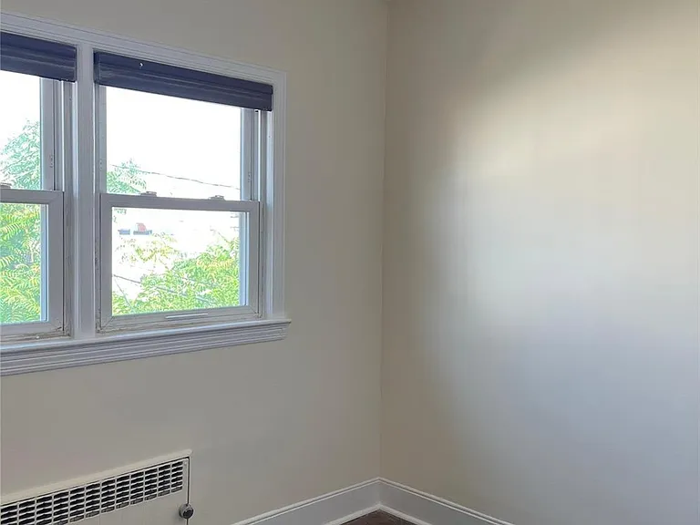307 Magnolia Blvd #UPPER — Photo 13