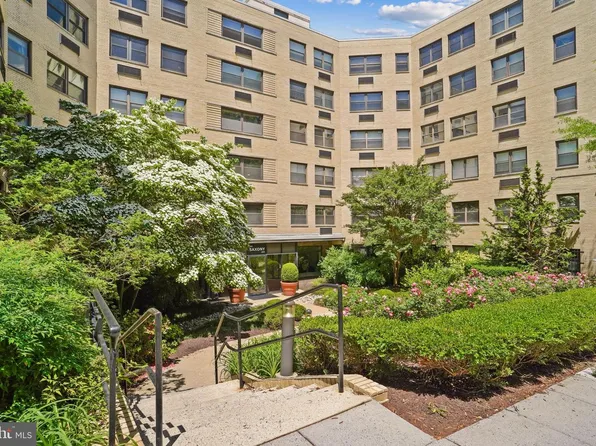 1801 Clydesdale Pl NW #420, Washington, DC 20009