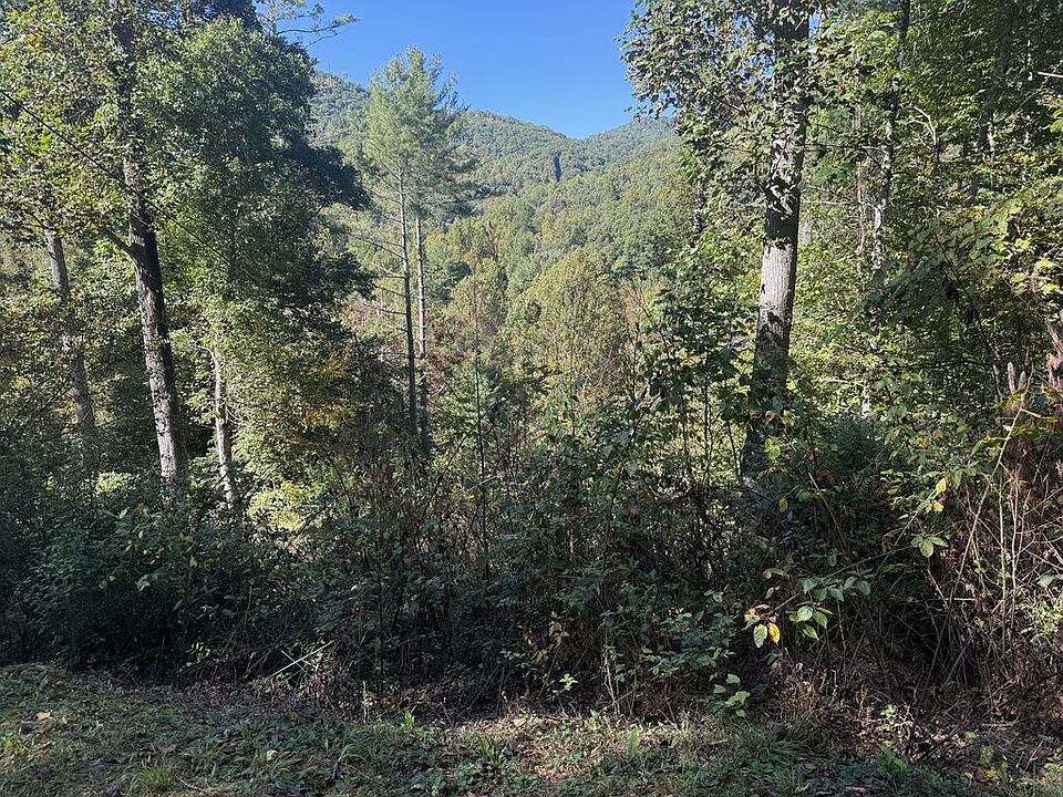 1st image of 5 Trimont Lake Rd
