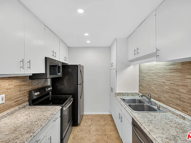 394 S Miraleste Dr #496 — Photo 15