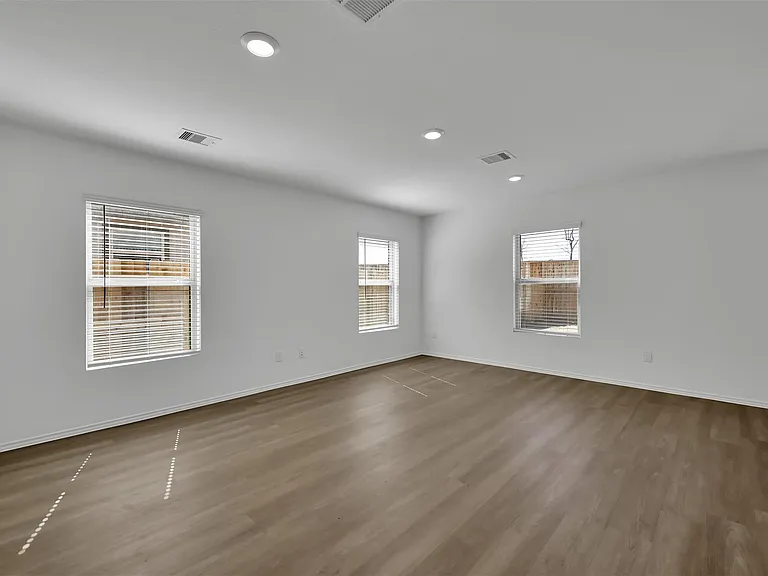 1714 Campos Ct — Photo 4
