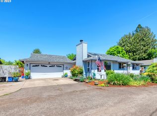 2333 E Irwin Way, Eugene, OR 97402