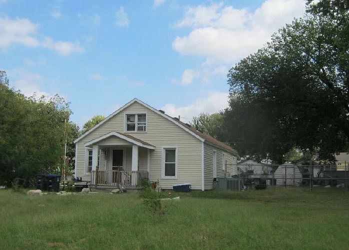 1st image of 504 S Race St