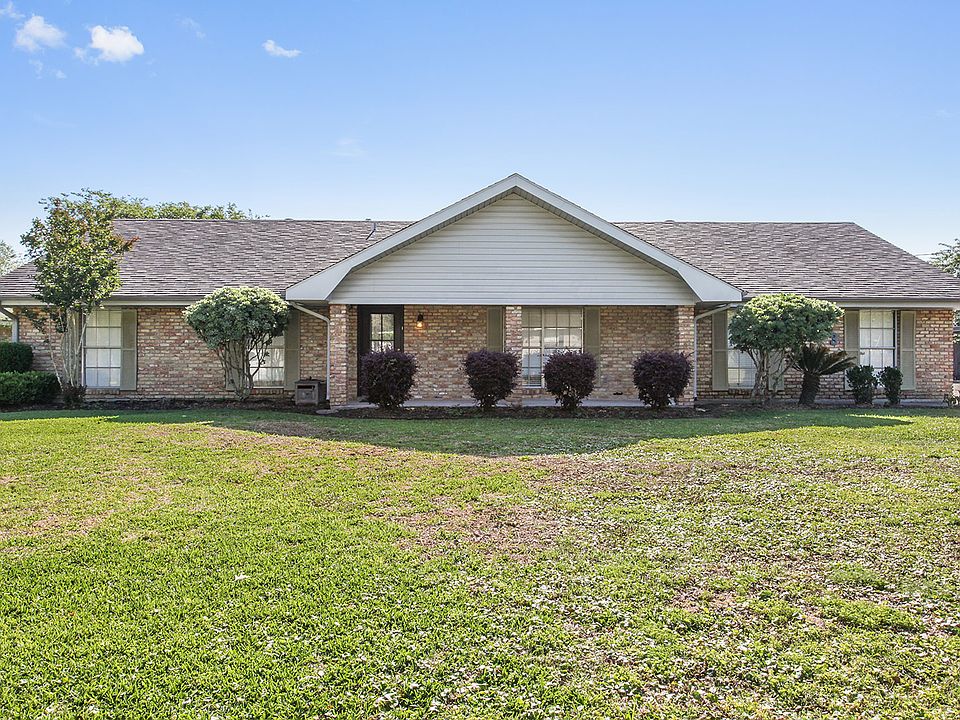 1st image of 1613 Palermo Dr