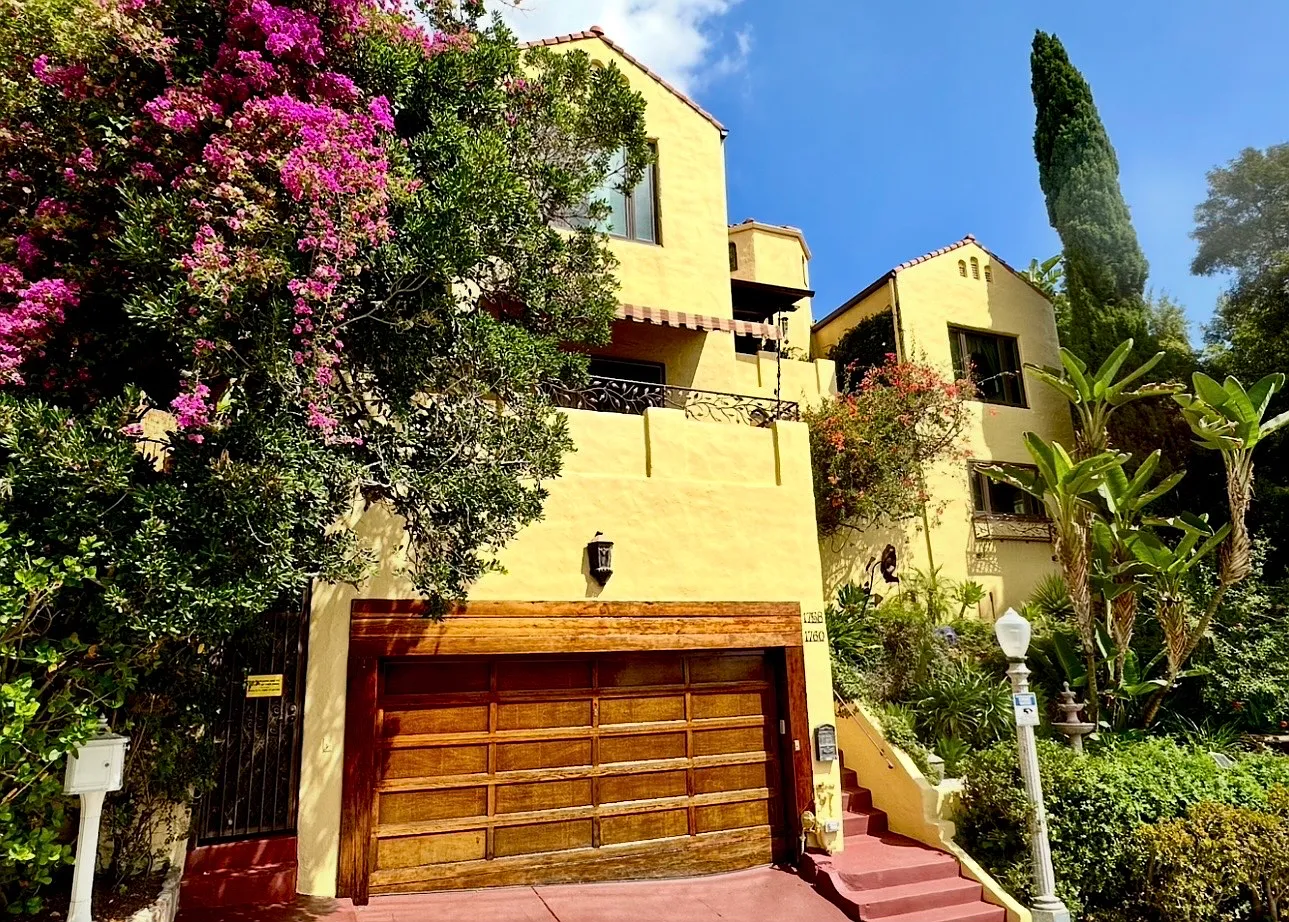 1760 N Fairfax Ave — Photo 1