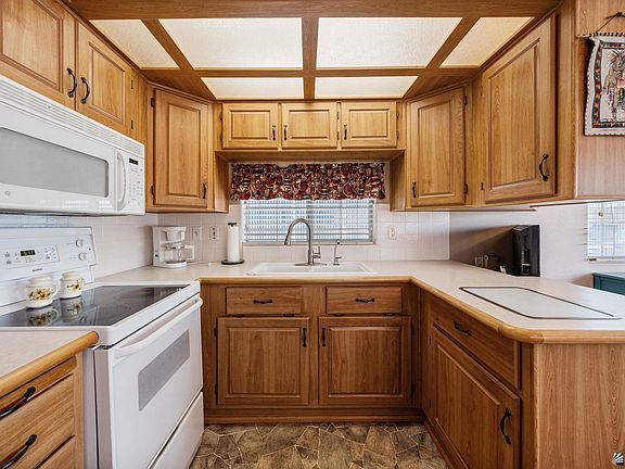 2nd image of 11439 S Maria Rosa Dr