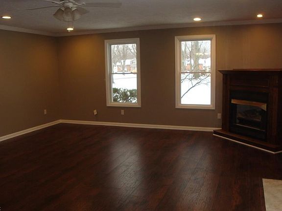 3rd image of 6290 Bryson Dr