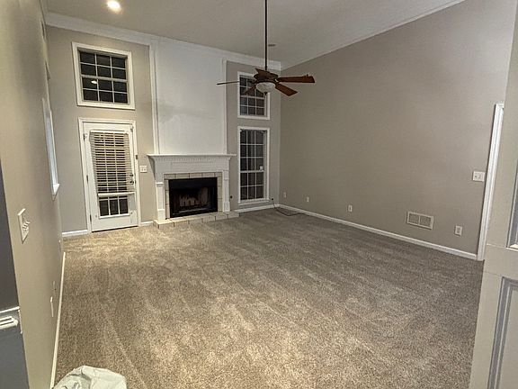 4th image of 20 Wisteria Cir