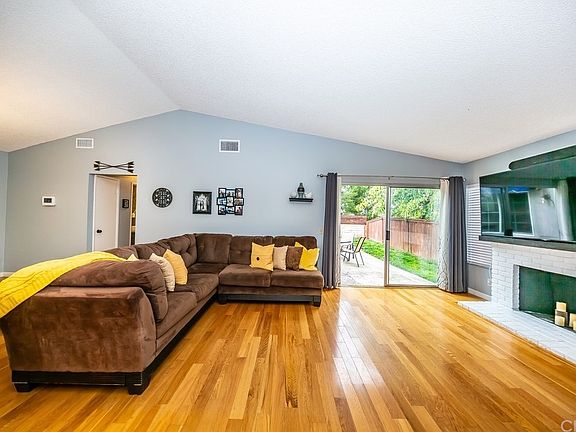 5th image of 8433 E Amberwood St
