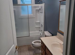 1125 S 11th St, Springfield, IL 62703