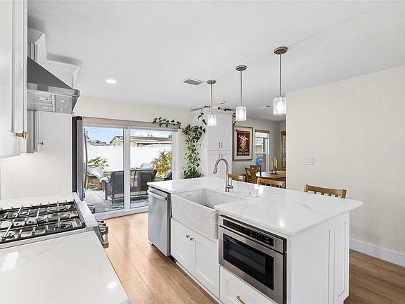 4th image of 4504 DREISLER STREET